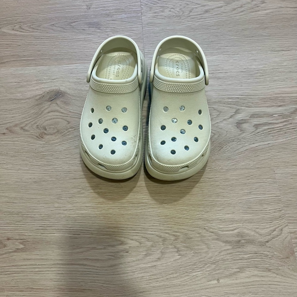 Women’s Platform Crocs